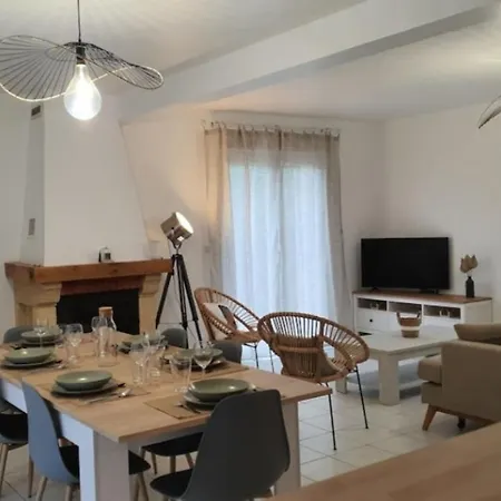 Maison De Charme Omaha En Bessin * Port-en-Bessin-Huppain