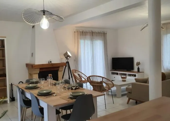 Maison De Charme Omaha En Bessin * Port-en-Bessin-Huppain